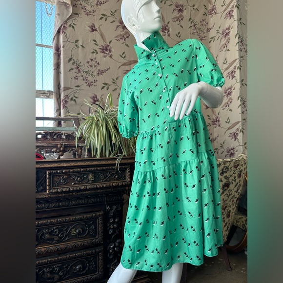 Relax fit dress Can suit maternity also Green Bright Short Sleeve Floral print - Picture 3 of 8